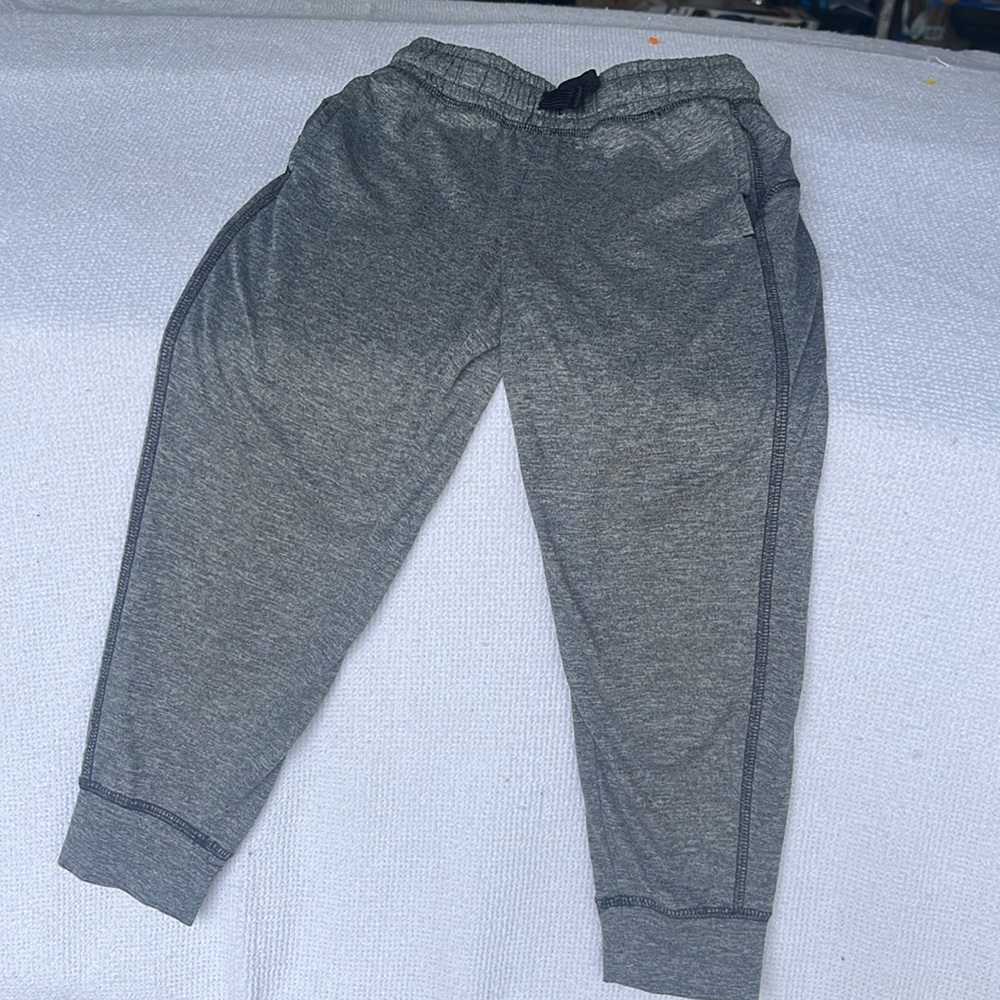 Jumping beans active joggers size 5